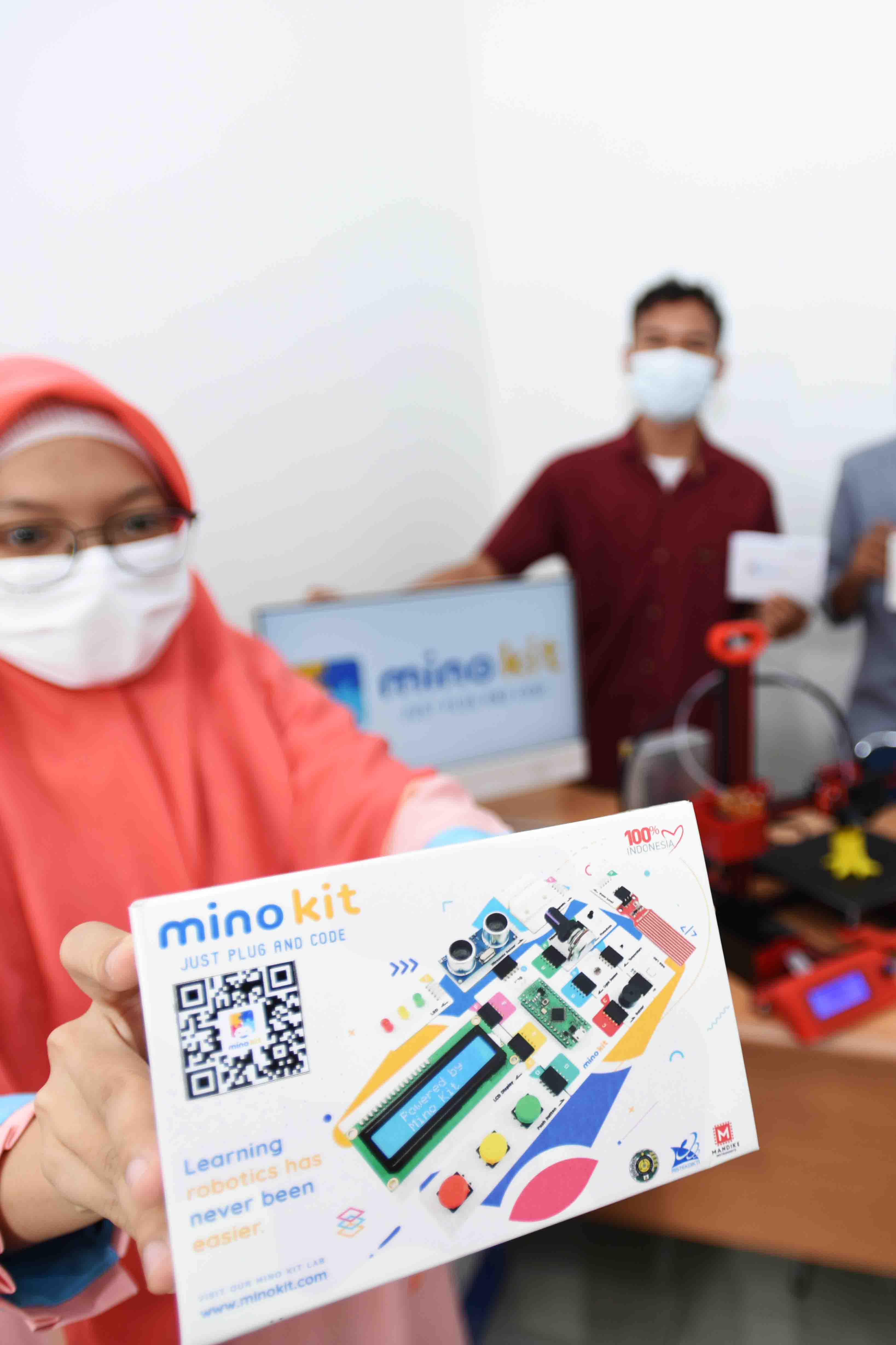 MINO KIT, Inovasi Robotik Semudah “Plug and Play”